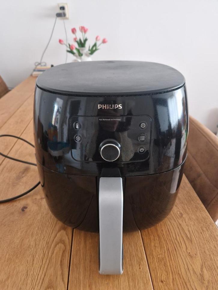 Philips Airfryer Premium XXL 7.3L

(1.4kg), Witgoed en Apparatuur, Airfryers, Gebruikt, Airfryer XXL, Ophalen of Verzenden
