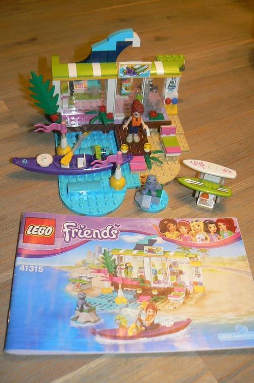 Te koop: Lego Friends 20 stuks Surfshop/dierenambu/Skate etc, Kinderen en Baby's, Speelgoed | Duplo en Lego, Gebruikt, Lego, Ophalen of Verzenden