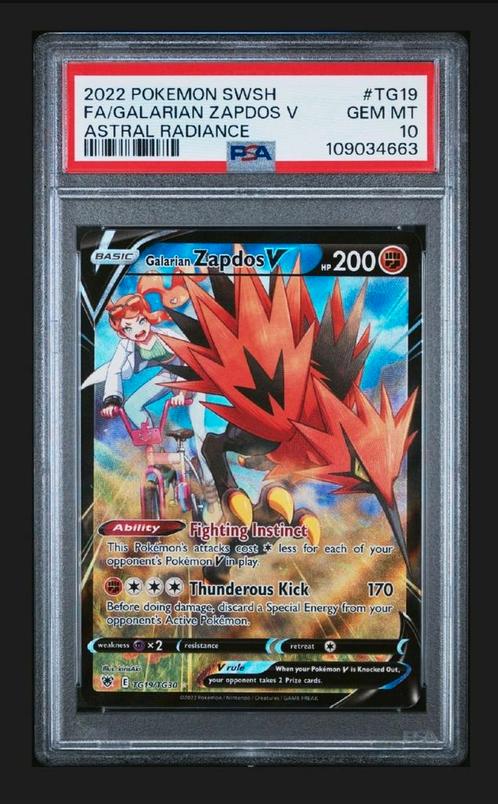PSA 10 GEM MINT Galarian Zapdos TG19, Hobby en Vrije tijd, Verzamelkaartspellen | Pokémon, Zo goed als nieuw, Losse kaart, Ophalen