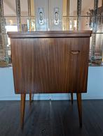 Mid Century kastje ook te gebruiken als bureau badkamerkast, Ophalen