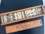 Antiek Domino Spel - 53 Stenen, Hobby en Vrije tijd, Gezelschapsspellen | Bordspellen, Een of twee spelers, Ophalen of Verzenden