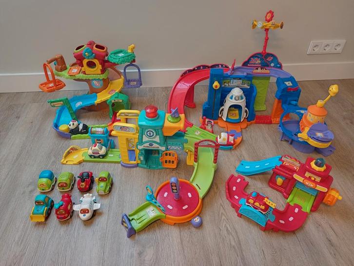 Toet Toet auto's diverse sets, Kinderen en Baby's, Speelgoed | Vtech, Gebruikt, Ophalen of Verzenden