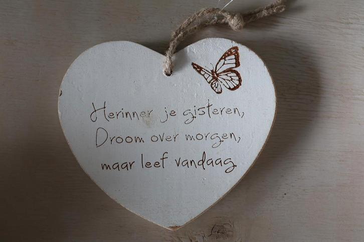 Houten hart met tekst, Huis en Inrichting, Woonaccessoires | Tekstborden en Spreuken, Zo goed als nieuw, Ophalen of Verzenden