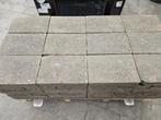 Betonsteen strakke vorm 20x30x6 voor een lage prijs te koop, Tuin en Terras, Tegels en Klinkers, Ophalen, Gebruikt, 10 m² of meer