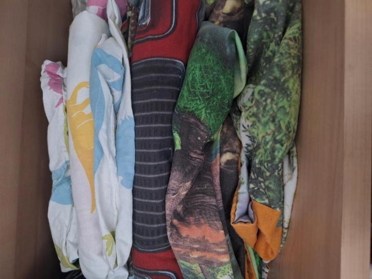 3x 1 persoons dekbedovertrek. Gratis afhalen, Kinderen en Baby's, Kinderkamer | Beddengoed, Gebruikt, Dekbedovertrek, Jongetje of Meisje