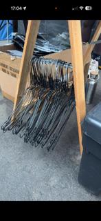 Kledinghangers - prijs per 50 stuks, Ophalen of Verzenden, Zo goed als nieuw, Metaal, Volwassenen