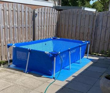 Intex zwembad 200x300x75 met pomp beschikbaar voor biedingen