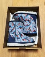Uggs laag kids Dino Maat 23.5, Gebruikt, UGG, Jongetje of Meisje, Laarsjes
