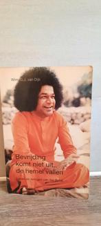 Bevrijding komt niet uit de hemel vallen - Sai Baba, Boeken, Gelezen, Achtergrond en Informatie, Spiritualiteit algemeen, Wim G.J. van Dijk
