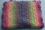 Handgemaakte sjaal / omslagdoek kleurrijk katoen/acryl NIEUW, Kleding | Dames, Ophalen of Verzenden, Nieuw, Maat 38/40 (M), Sjaal