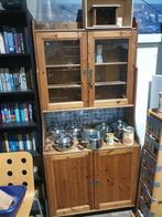 Hrle nette buffetkast Ikea 1 geheel boven en onder glas