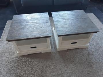 2 Hoektafels Riverwoods  beschikbaar voor biedingen
