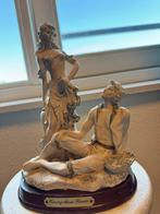 Antiek figurine 80’.Country sweat hearts, Verzamelen, Beelden en Beeldjes, Verzenden, Zo goed als nieuw, Dier