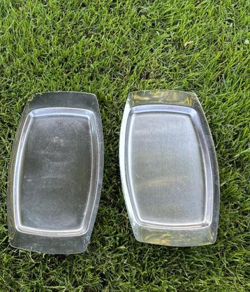 Serveerschalen beschikbaar voor biedingen