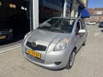Toyota Yaris 1.4 D-4D Sol 5-DEURS/NW APK/AIRCO (bj 2006), Voorwielaandrijving, Gebruikt, 4 cilinders, Origineel Nederlands