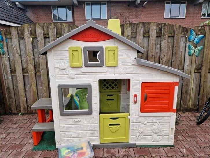 Smoby speelhuis, Kinderen en Baby's, Speelgoed | Buiten | Speelhuisjes, Zo goed als nieuw, Kunststof, Ophalen