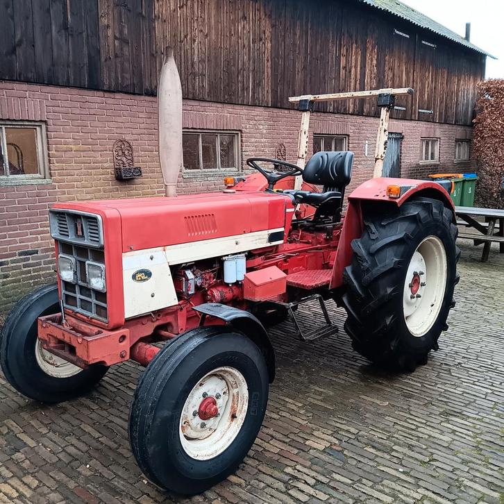 International 533 ihc ih met stuurbekrachtiging, Zakelijke goederen, Agrarisch | Tractoren, Case IH, tot 80 Pk, Gebruikt, Ophalen