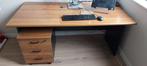 Mooi groot houten bureau, Zo goed als nieuw, Ophalen, Bureau