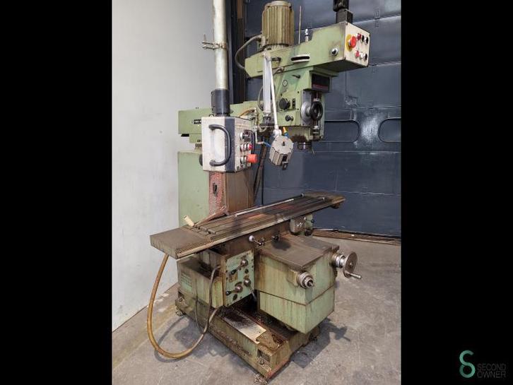 Freesmachines universeel TOS FNK 25A 1984, Zakelijke goederen, Machines en Bouw | Metaalbewerking