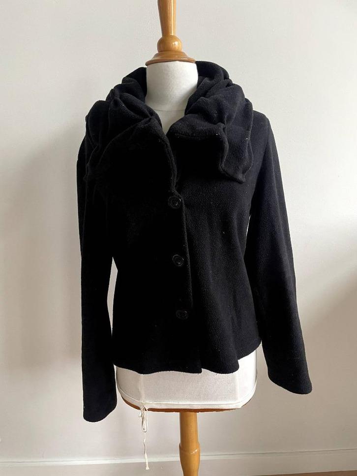 Boris : Apart fleecevest met heel grote kraag. Maat 38, Kleding | Dames, Truien en Vesten, Zo goed als nieuw, Maat 38/40 (M), Zwart
