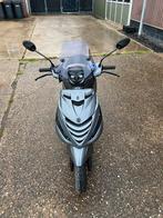 Piaggio zip 4takt 2016, Fietsen en Brommers, Benzine, Maximaal 45 km/u, 50 cc, Zo goed als nieuw