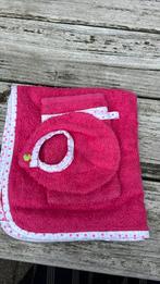 Poppen handdoekensetje, Verzamelen, Poppen, Ophalen of Verzenden, Zo goed als nieuw, Babypop