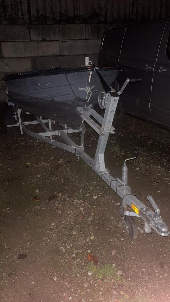 Kanteltrailer met boot, Watersport en Boten, Accessoires en Onderhoud, Zo goed als nieuw, Ophalen