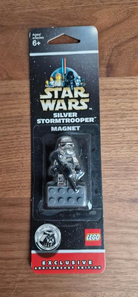 Lego Star Wars, 2009 Silver Stromtrooper Magnet Anniversary, Kinderen en Baby's, Speelgoed | Duplo en Lego, Nieuw, Ophalen of Verzenden