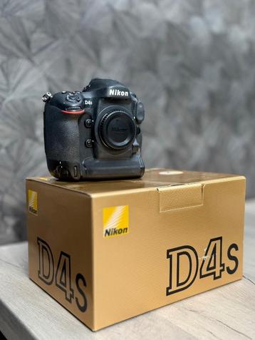 Nikon D4S body - 19718 clicks! beschikbaar voor biedingen