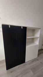 Ikea Smastad kast, uitgevoerd in wit/(krijtbord)zwart, Huis en Inrichting, Ophalen, Gebruikt, 100 tot 150 cm, Minder dan 150 cm