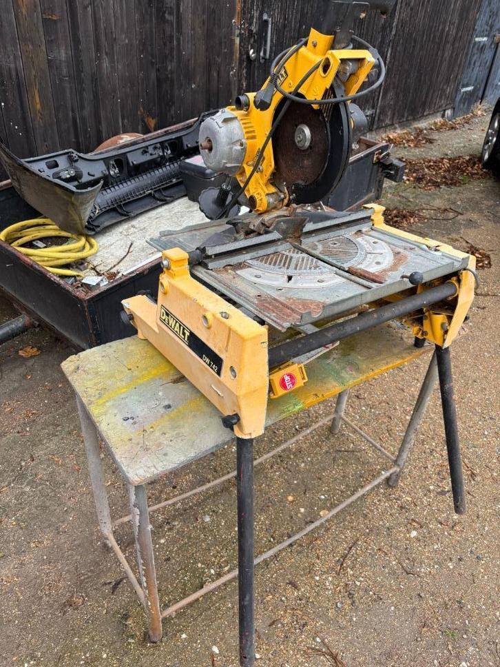 de walt dw 742 afkortzaag, Doe-het-zelf en Verbouw, Gereedschap | Zaagmachines, Afkortzaag, 1200 watt of meer, 30 tot 70 mm, Ophalen