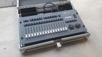 Showtec SM-16/2 FX 512-kanaals DMX-lichtsturing incl case, Ophalen of Verzenden, Gebruikt, Licht