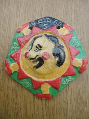 Origineel carnavals insigne Oosterhout 1960 beschikbaar voor biedingen