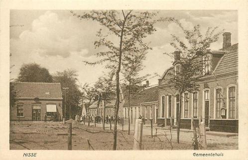(701-012-047) Nisse Gemeentehuis, Verzamelen, Ansichtkaarten | Nederland, Zeeland, Verzenden