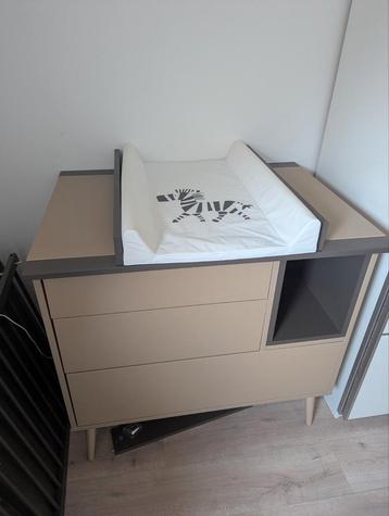 Commode quax beschikbaar voor biedingen