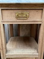 Twee landelijk Franse kastjes nachtkastjes, Ophalen, Gebruikt, Minder dan 45 cm