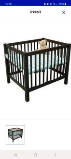 Box op wieltjes donkerbruin, Kinderen en Baby's, Boxen, Ophalen, Gebruikt, Wieltjes