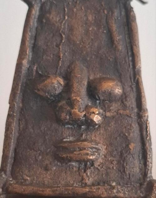 BENIN BRONZE BELL.  EEUWENOUD.  RARE.  *Zie tekst., Antiek en Kunst, Kunst | Niet-Westerse kunst, Ophalen