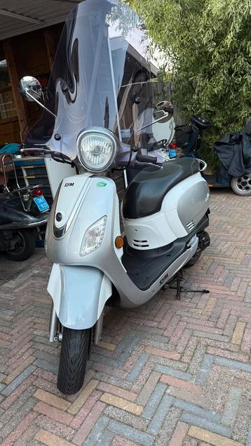 Sym Fiddle 3 bouwjaar 2016   Super rijdende scooter beschikbaar voor biedingen