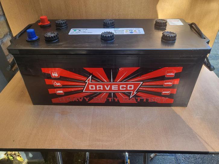Battery  DAVECO MF 12V--180Ah--1100A, Auto diversen, Overige Auto diversen, Ophalen of Verzenden