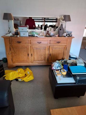 Dressoir/kast beschikbaar voor biedingen
