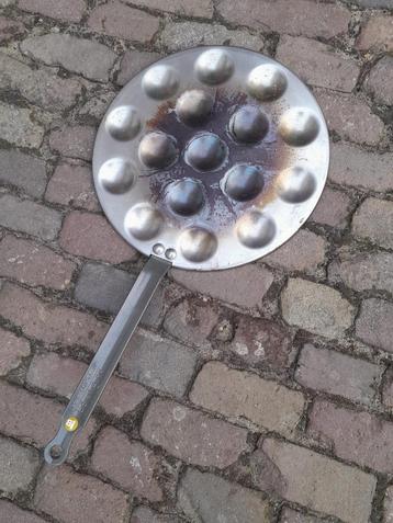 De Buyer poffertjespan voor 16 poffertjes beschikbaar voor biedingen