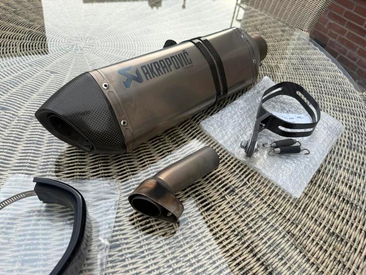 Bmw s1000rr hp4 einddemper akrapovic, Motoren, Onderdelen | BMW, Gebruikt, Ophalen of Verzenden