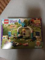 Lego friends 41330 Stephenie socker, Ophalen of Verzenden, Zo goed als nieuw