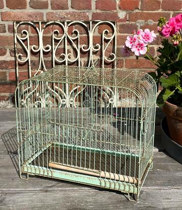 Brocante oud Frans vogelkooitje mint groen  beschikbaar voor biedingen