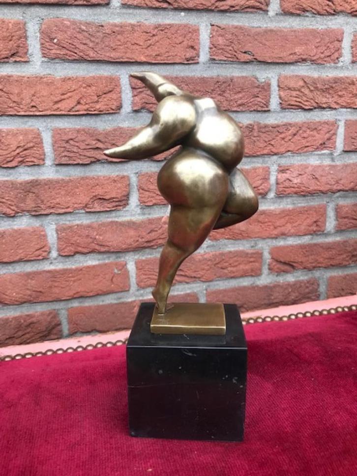 levenslustige gezette dame, brons en marmer, Antiek en Kunst, Antiek | Koper en Brons, Brons, Ophalen of Verzenden