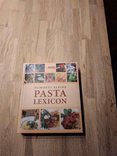 T. Pehle - Dumonts kleine lexicon van pasta, Boeken, Kookboeken, Zo goed als nieuw, Italië, Ophalen