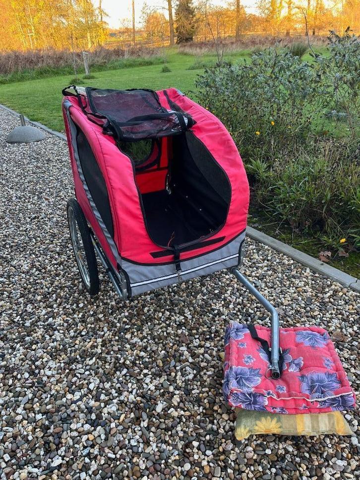 fietskar hond, Fietsen en Brommers, Fietsaccessoires | Aanhangers en Karren, Zo goed als nieuw, Hondenkar, 20 tot 40 kg, Opvouwbaar