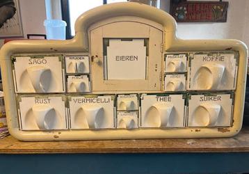 Oude Kruidenkast/Pottenrek - Nostalgisch beschikbaar voor biedingen