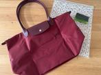 Nieuwe Longchamp schoudertas Le Pliage maat M (Bordeaux), Ophalen of Verzenden, Nieuw, Rood, Schoudertasje